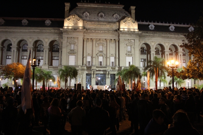 Una antorcha en la larga noche de la impunidad