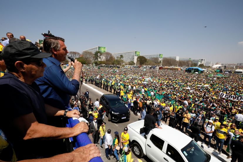 “En Brasil no hay un golpe  porque no es necesario”